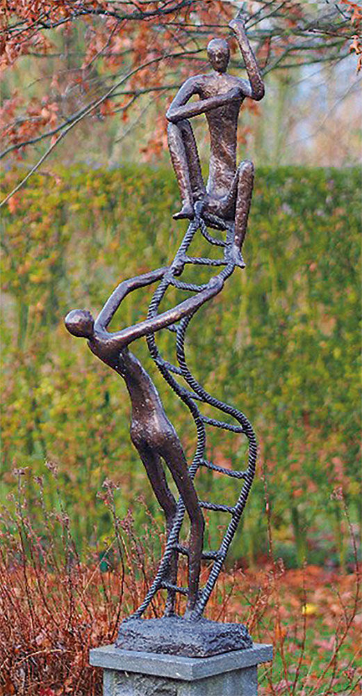 Rzeźba ogrodowa "Rising Together", brąz