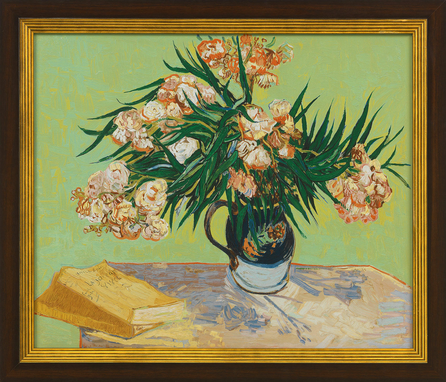 Bild "Vase mit Oleander und Büchern" (1888), gerahmt von Vincent van Gogh