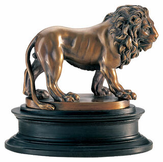 Sculpture "Medici Lion" (c. 1588), bonded bronze version