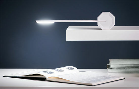 Wireless LED desk lamp "Octagon One", white version by Gingko
