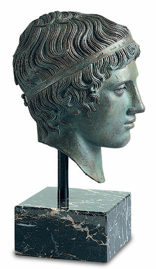 Ephebe Head "Youth with Fillet of Victory", version i limet bronze