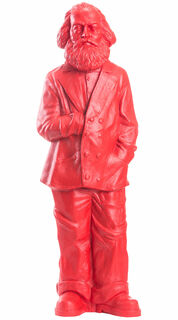Skulptur "Karl Marx", Version in Signalrot von Ottmar Hörl
