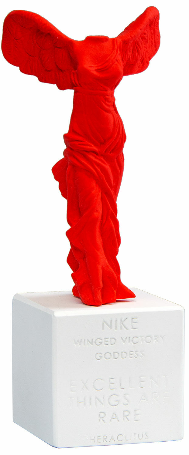 Sculpture "Nike ailée de Samothrace rouge" von SOPHIA enjoy thinking
