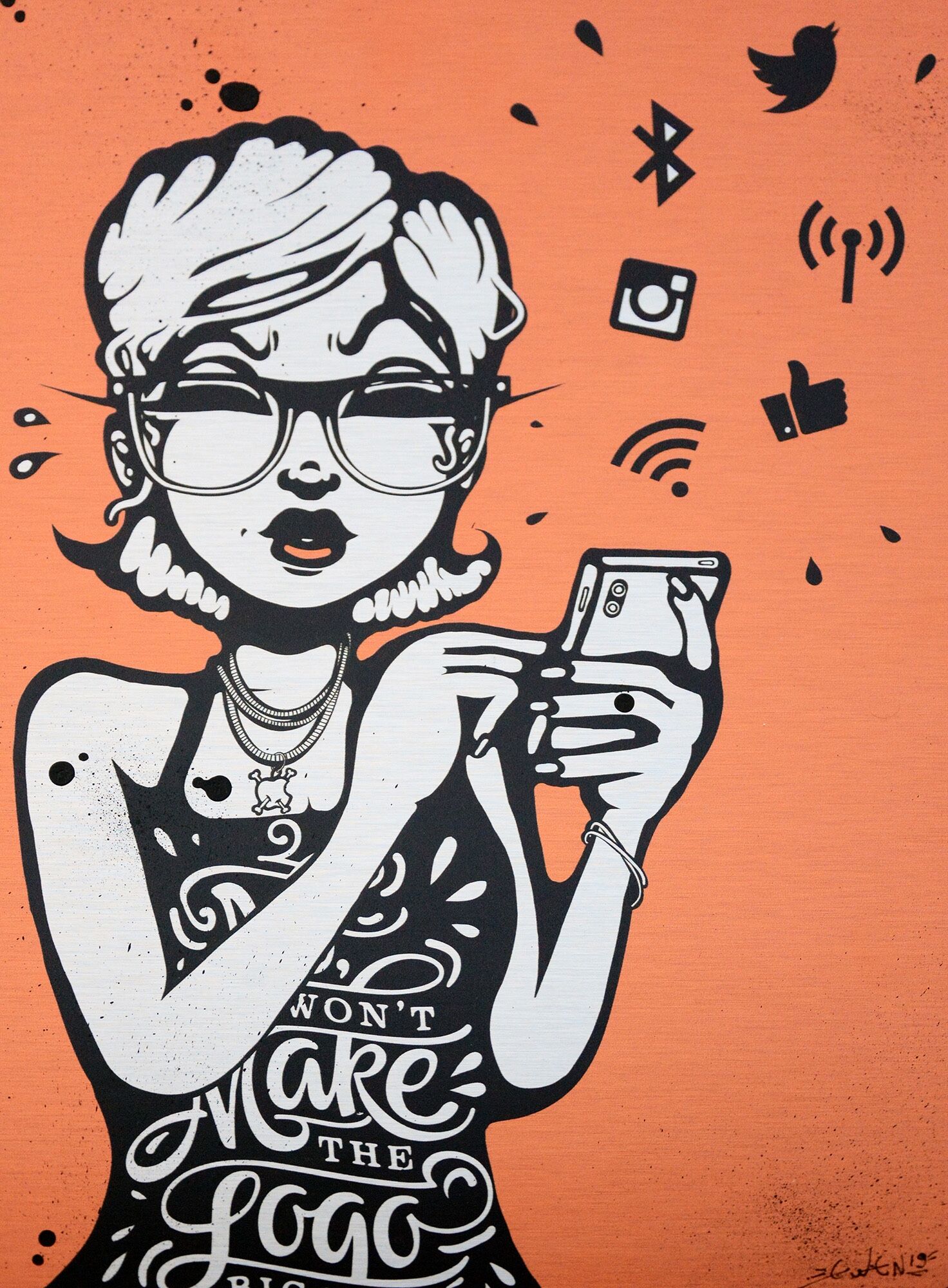 Picture "Connected Woman" (2019) by Ewen Gur