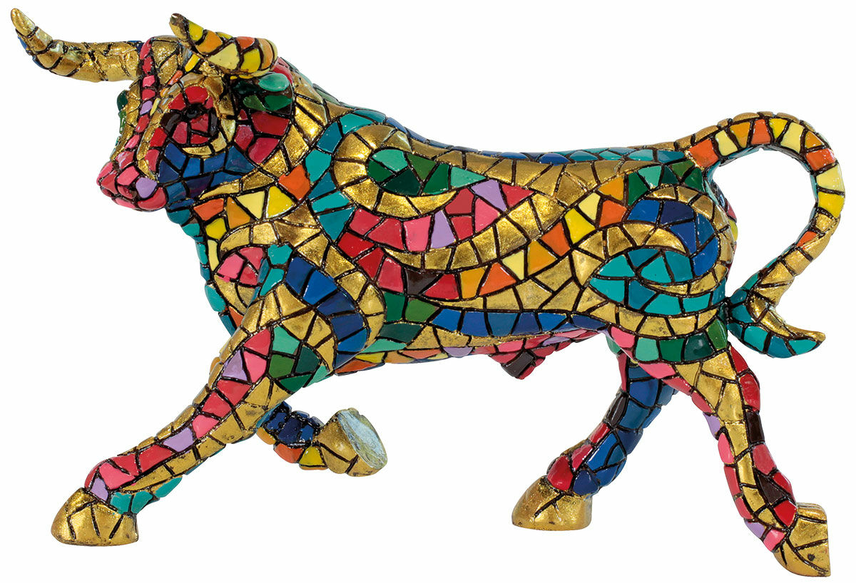 Mosaic figure "El Toro Mosaico II"