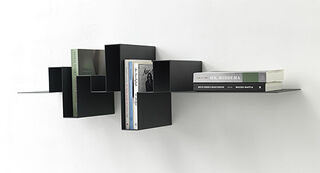 Væghylde "Storylines" (uden dekoration), antracit version af Frederik Roijé Design