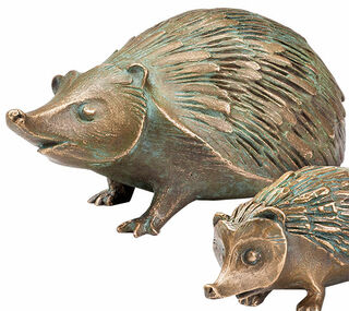 Garden sculpture "Hedgehog Mother", bronze