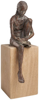 Sculpture "Reading Girl" (version with pedestal), bronze