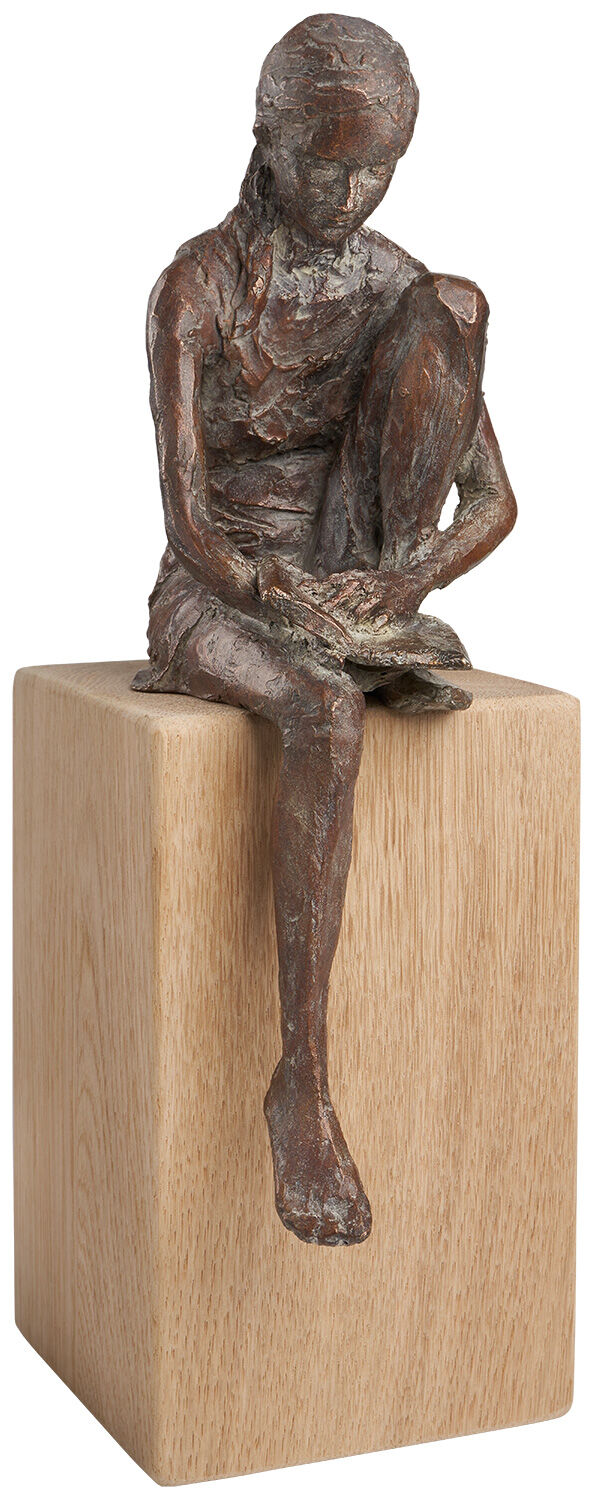 Sculpture "Reading Girl" (version with pedestal), bronze by Valerie Otte