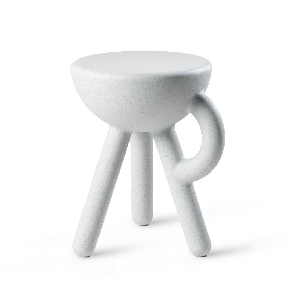 Tavolino "Tubby Stool stone" (per interni ed esterni) – progettato da Gerard de Hoop di  Werkwaardig
