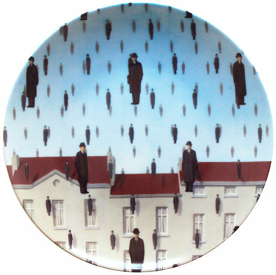 Assiette en porcelaine "Golconde" von René Magritte