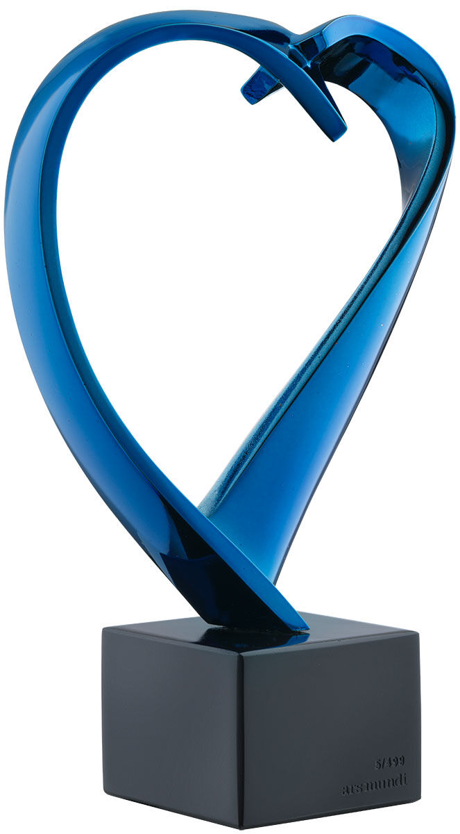 Sculpture "Sweetheart" (2022), cast version, metallic blue by Pierre-Paul Maillé