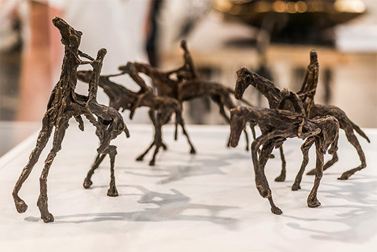 Ensemble de 5 sculptures équestres "To Ride", bronze von Ann Vrielinck