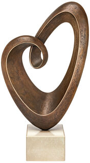 Skulptur "Bewegtes Herz", Bronze auf Stein