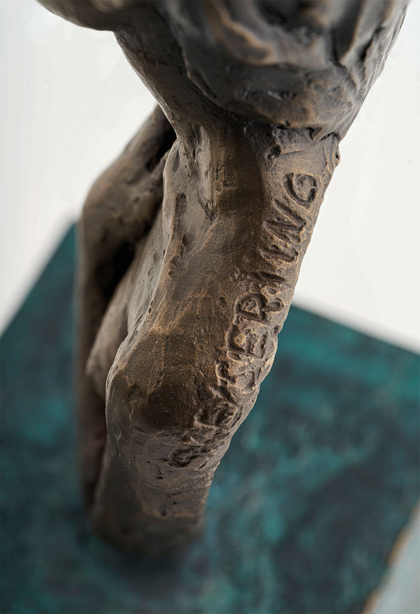 Sculpture "Taking a Break", bronze de Sorina von Keyserling