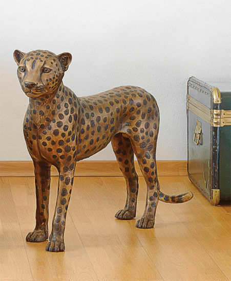 Sculpture "Cheetah, standing", bronze
