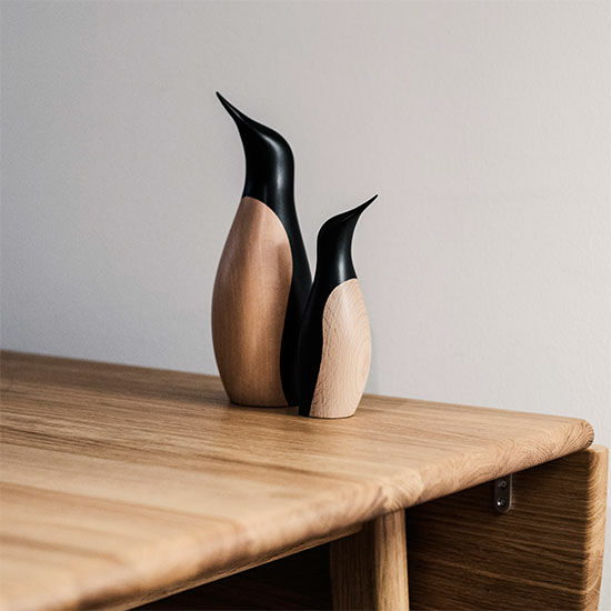 Træfigur "Pingvin" (lille, højde 18 cm) - Design Hans Bunde von ArchitectMade