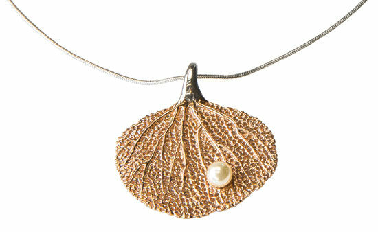 Necklace "Fan Coral with Pearl"
