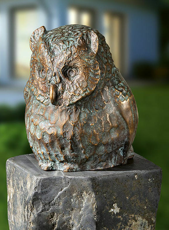Gartenskulptur "Eule" (ohne Steinsockel), Bronze von Martin Schliessler