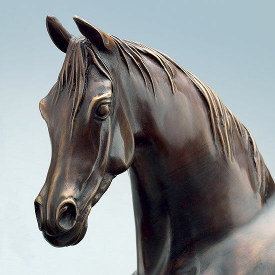 Hesteskulptur Araberhoppe "Arabien Mare", bronze von Annette Diekemper