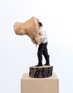 Skulptur "Ohne Titel" (2020), Holz von Edvardas Racevicius