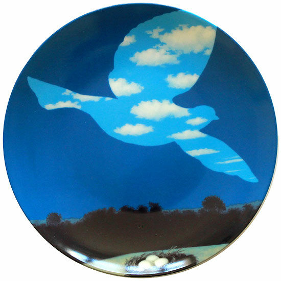 Porcelain plate "Le Retour" by René Magritte