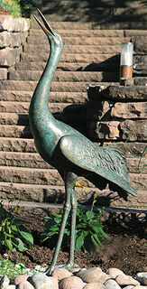 Gartenskulptur "Kranich, rufend", Bronze