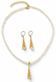 Pearl jewellery set "Sophia" by Petra Waszak