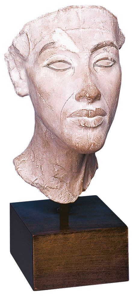 Akhenaton