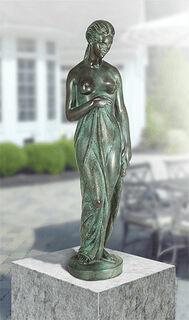 Sculpture de jardin "Après le bain" (sans socle en pierre), bronze