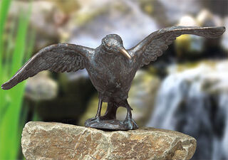 Gartenskulptur "Rabe im Anflug" (ohne Stein), Bronze