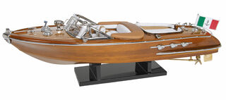 Nostalgic model motorboat "The Classic"