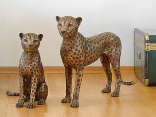 Skulptur "Gepard, sitzend", Bronze
