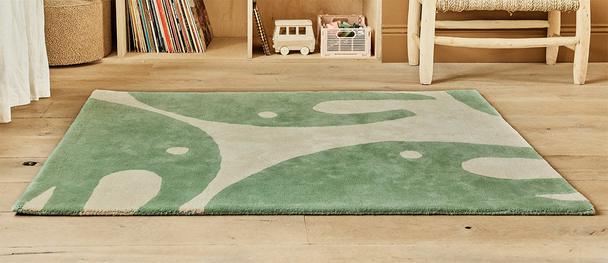 Carpet "Elephant Green" (120 x 170 cm) by Bleuu-Studio