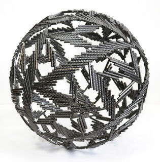 Scultura "Sfera di metallo fumoso" (2023) (Pezzo unico)