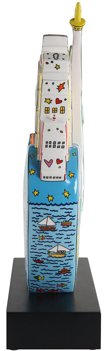 Porcelain object "The Big Apple is Big on Liberty" by James Rizzi