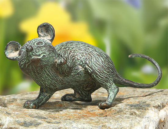 Garden sculpture "Mouse with Raised Paw", bronze