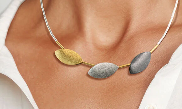start_collier580px_alle
