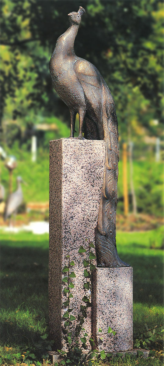 Garden sculpture "Peacock" (without column), bronze by Hans Huschka