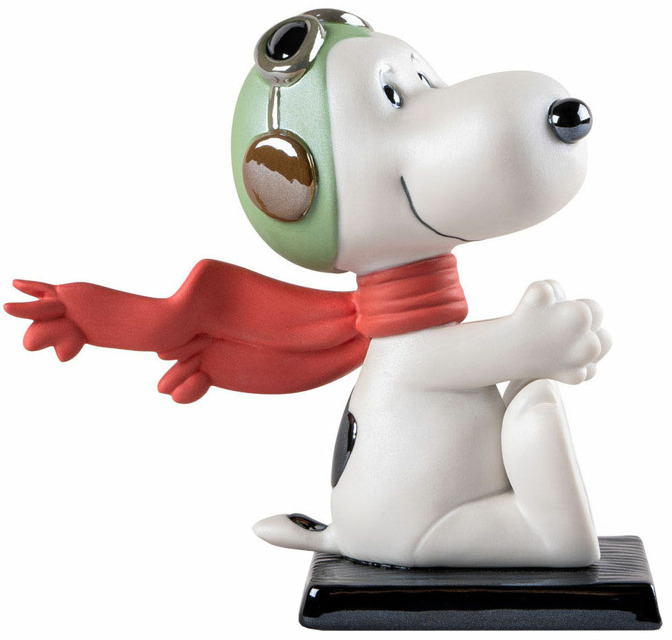 Porcelain figurine "Snoopy Flying Ace" by Lladró