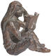 Socha "Čtenář", bronz od Luis Höger