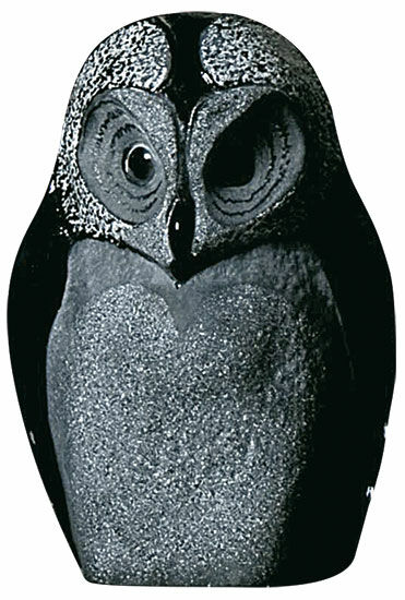Glass object "Owl Black", large version by Mats Jonasson