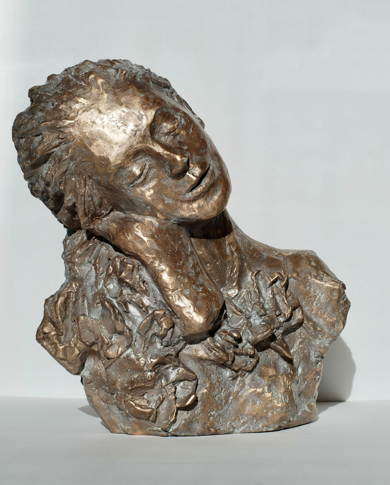 Sculpture "Dreamer" (2023), bronze by Dagmar Vogt
