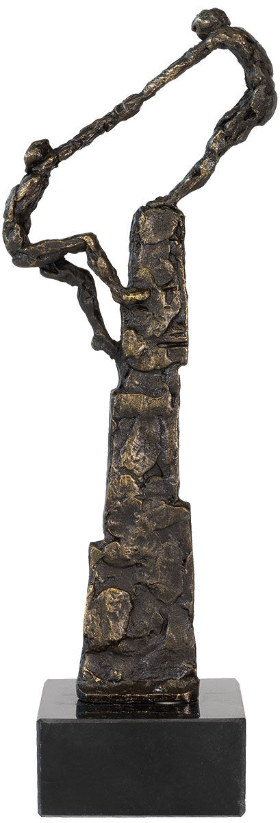 Sculpture "Ensemble au sommet" de Gerard